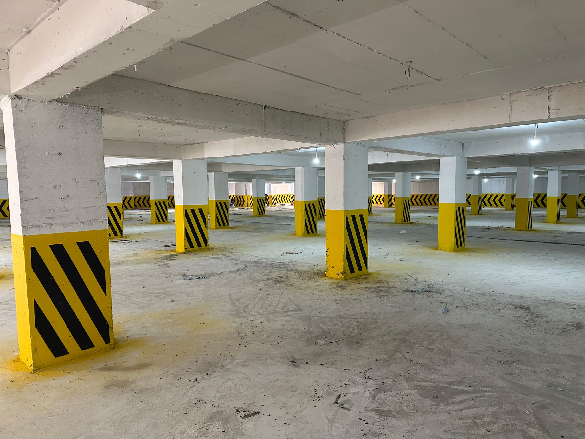 Otopark Kolon İkaz ve Güvenlik Boyama Uygulaması